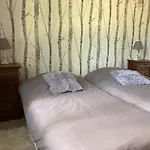 La Petite Maison-les Logis D'agaliaure *