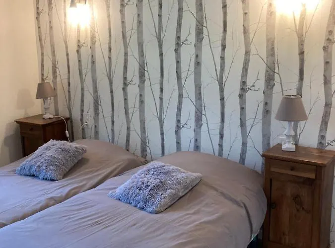 Дом отдыха La Petite Maison-les Logis D'agaliaure Chateau-Verdun